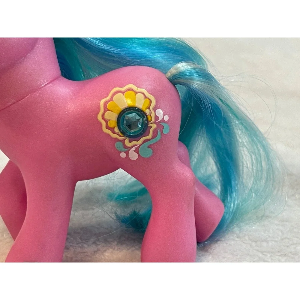 My Little Pony G3 Sapphire Shores Pink Blue Hair Gem Cutie Mark Hasbro 2004